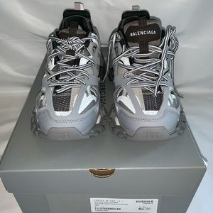 Balenciaga women track sneaker